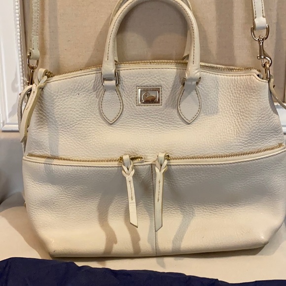 Dooney & Bourke Handbags - Dooney and Bourke off white leather bag